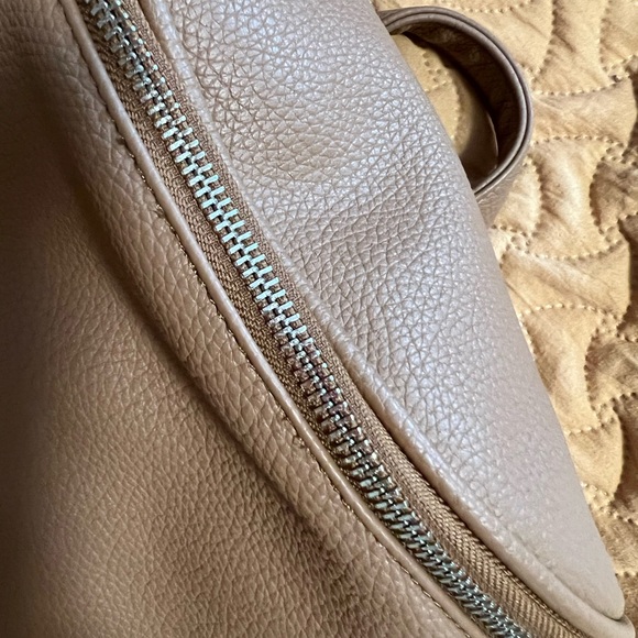 Colab convertible backpack / crossbody bag - Picture 2 of 5